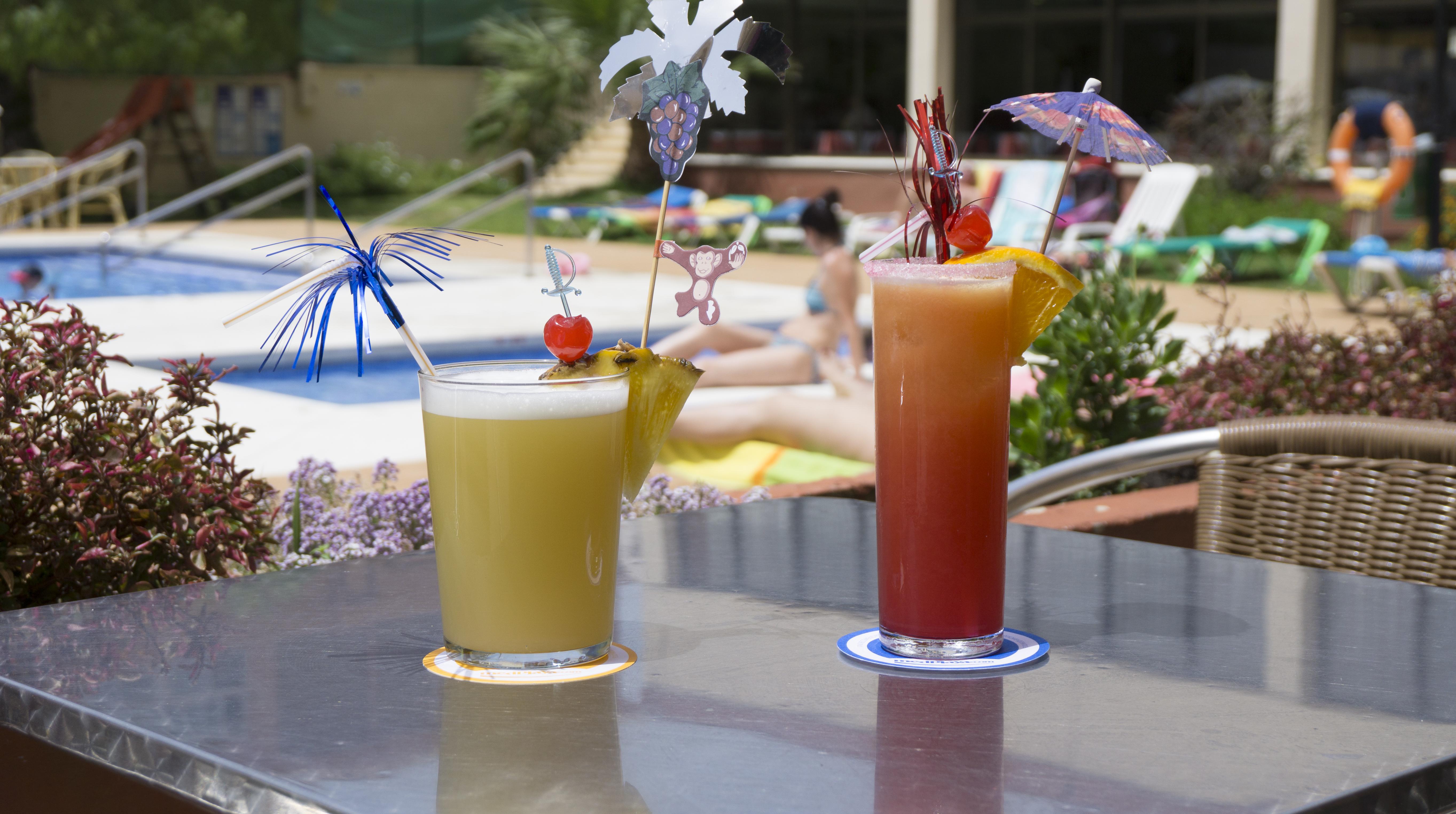 Medplaya Hotel Alba Beach ベナルマデナ エクステリア 写真