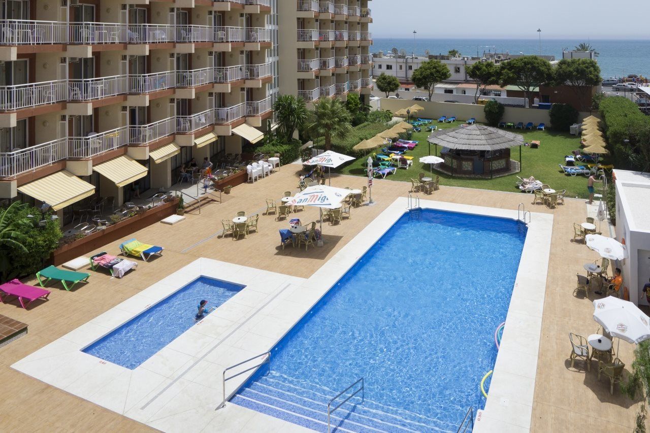 Medplaya Hotel Alba Beach ベナルマデナ エクステリア 写真