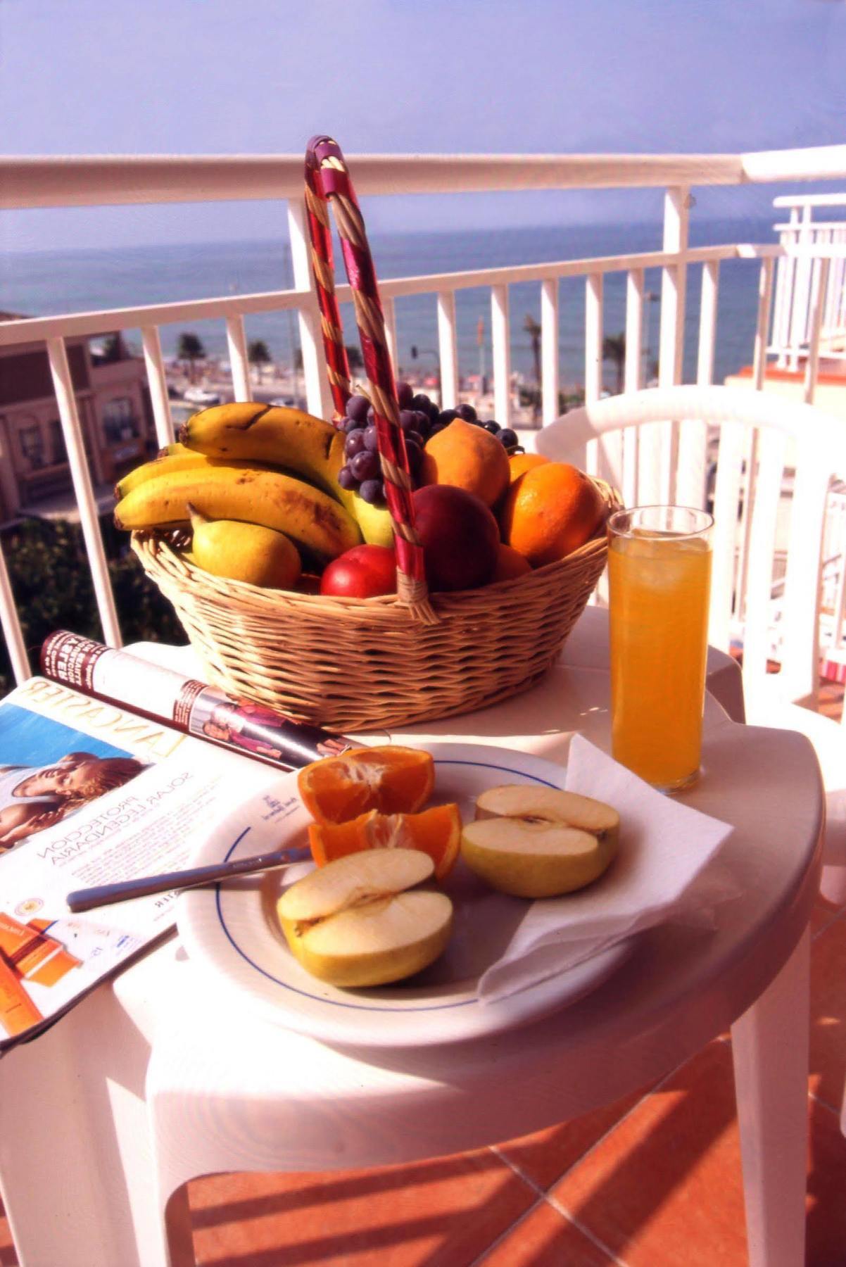 Medplaya Hotel Alba Beach ベナルマデナ エクステリア 写真